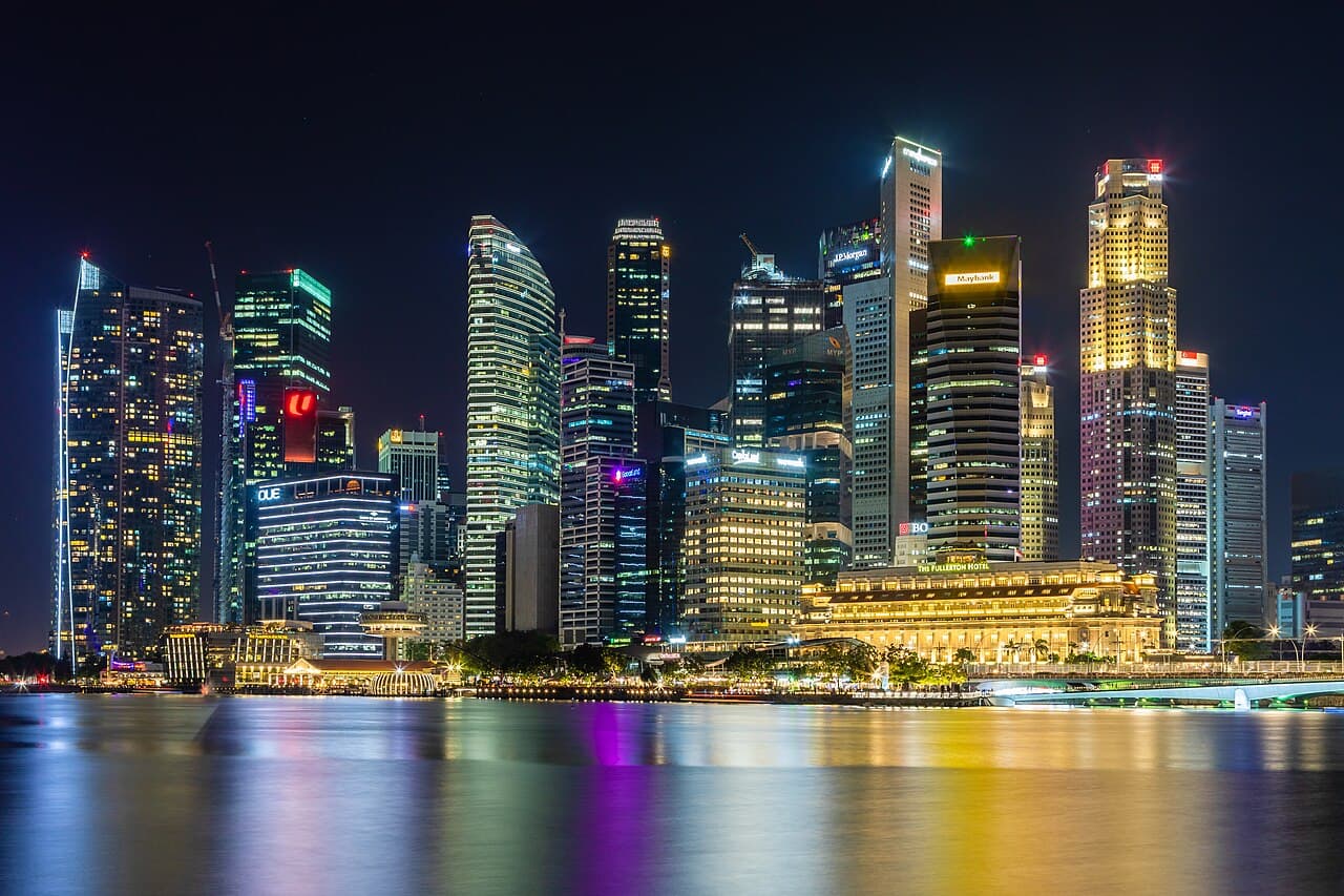 Solo travel in Singapore, Singapore