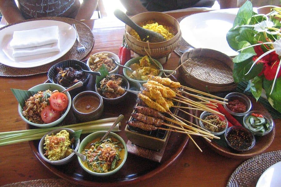 Traditional Balinese Cooking β Food & Drink in Bali