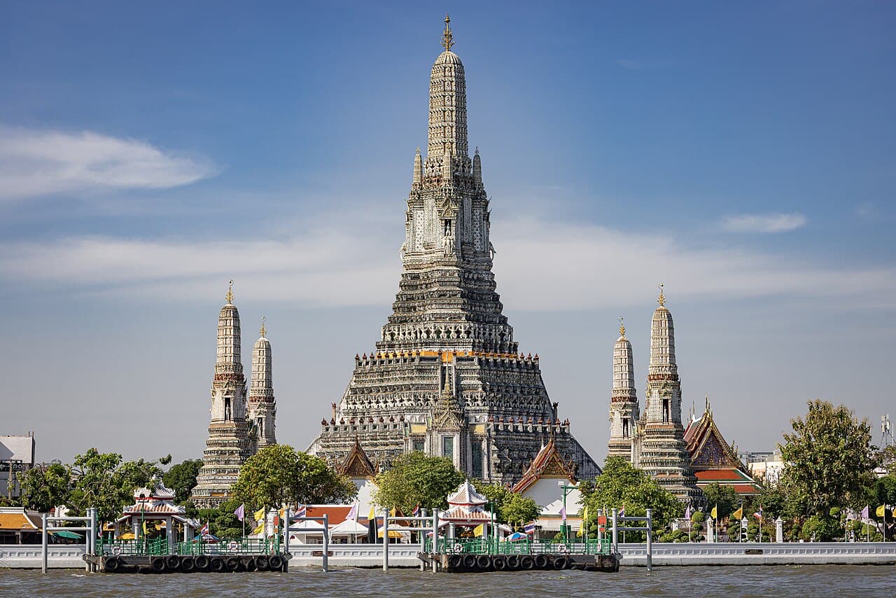 Grand Palace & Temples Tour β Arts & Culture in Bangkok