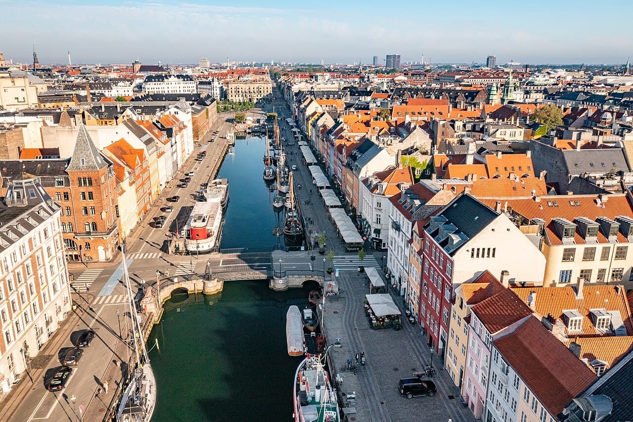 Nyhavn & Canal Boat Tour — Day Trips in Copenhagen