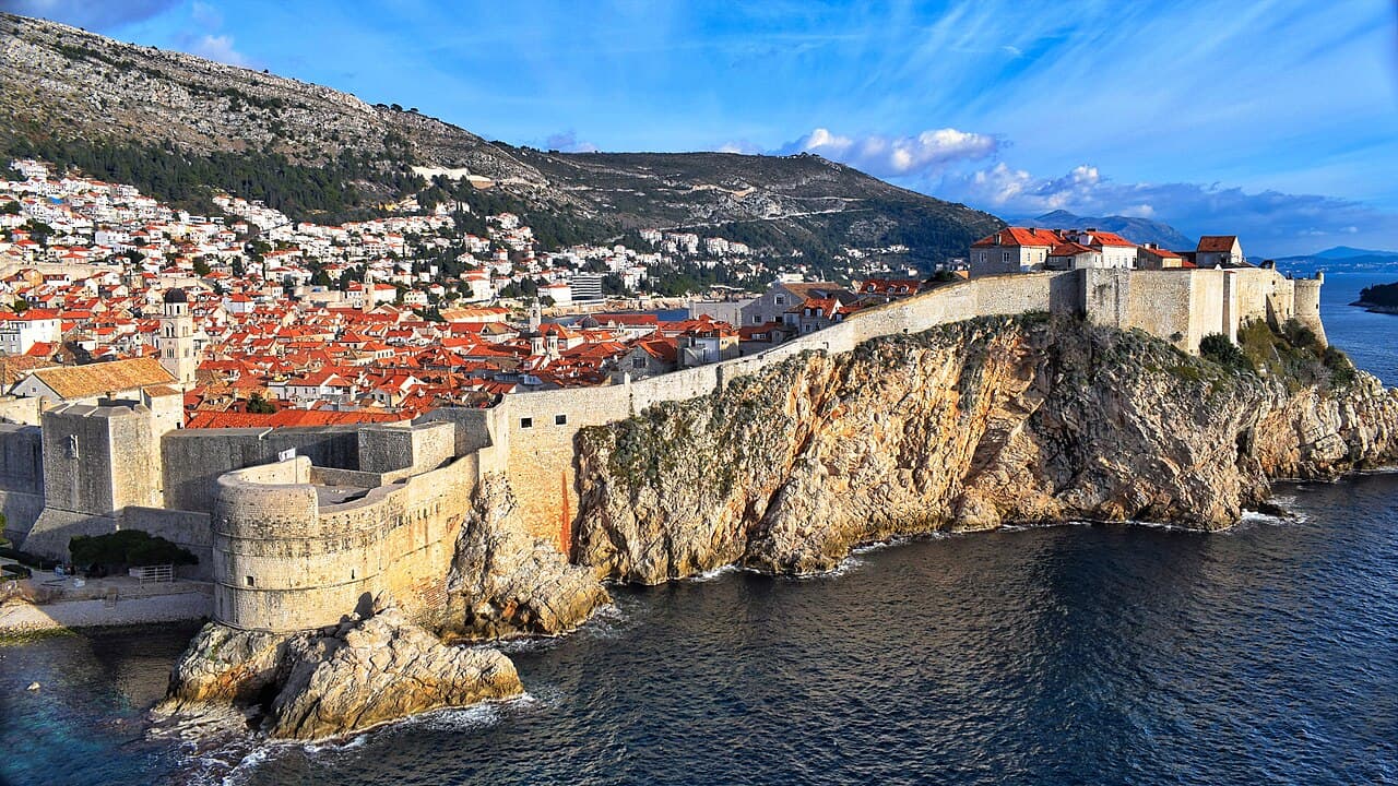 City Walls Walking Tour — Arts & Culture in Dubrovnik