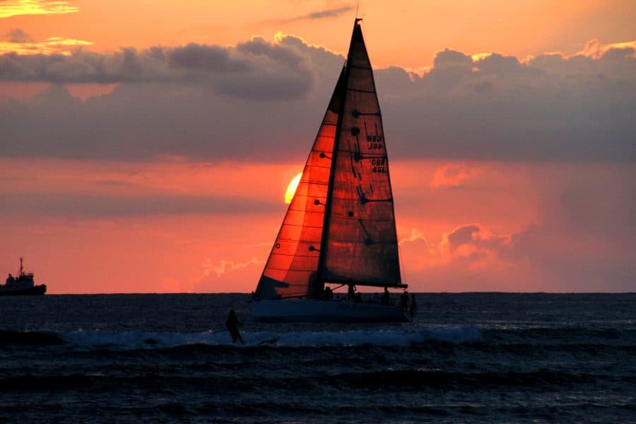 Sunset Sailing Trip on Tagus River β Day Trips in Lisbon