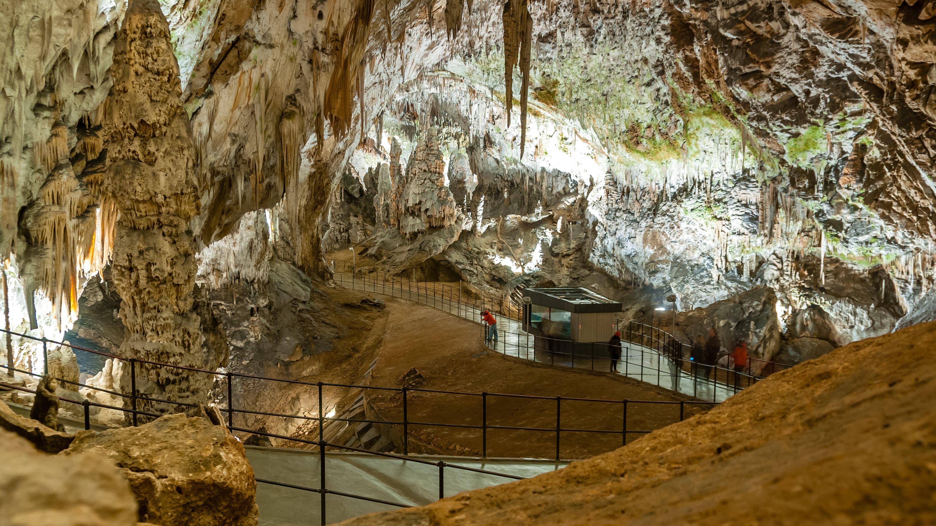 Postojna Cave & Predjama Castle — Day Trips in Ljubljana