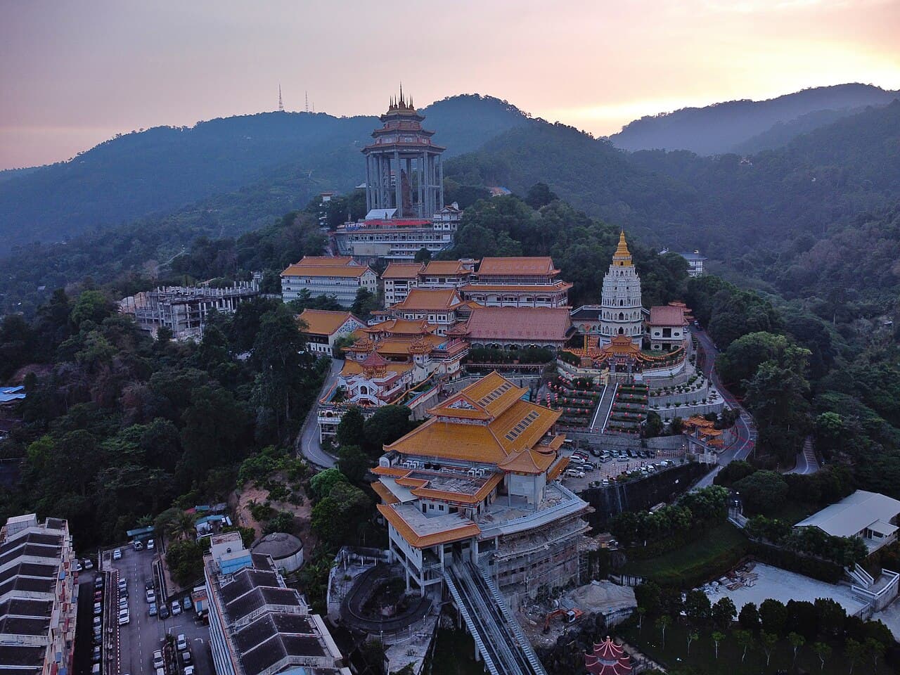 Kek Lok Si Temple & Penang Hill — Arts & Culture in Penang