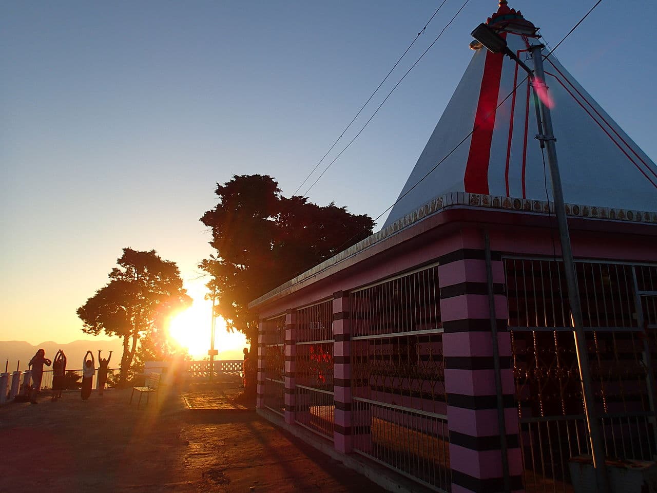 Sunrise Kunjapuri Temple Trek β Outdoor & Adventure in Rishikesh