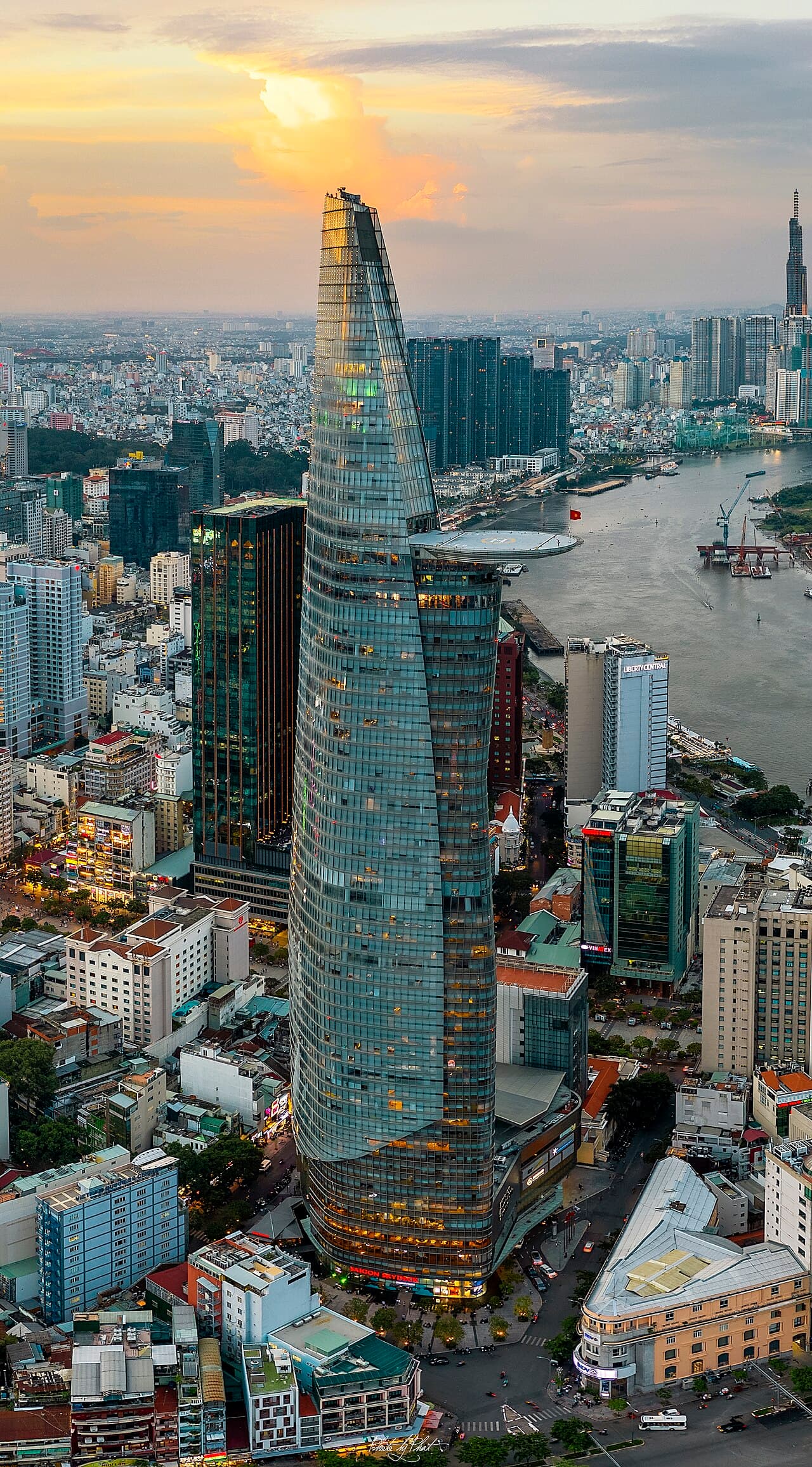Saigon Skydeck (Bitexco Tower) β Culture in Ho Chi Minh City