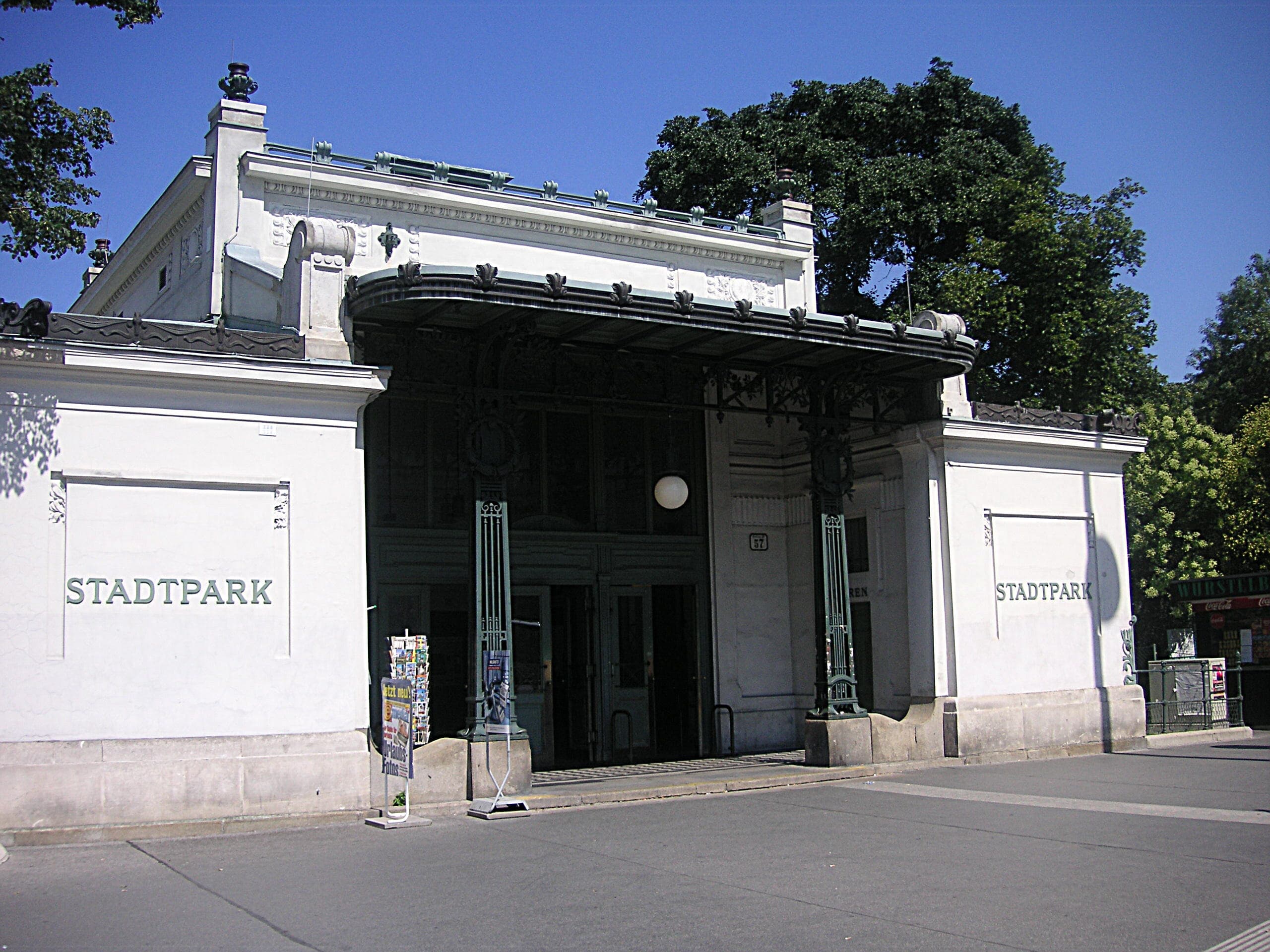 Stadtpark Vienna — Nature in Vienna