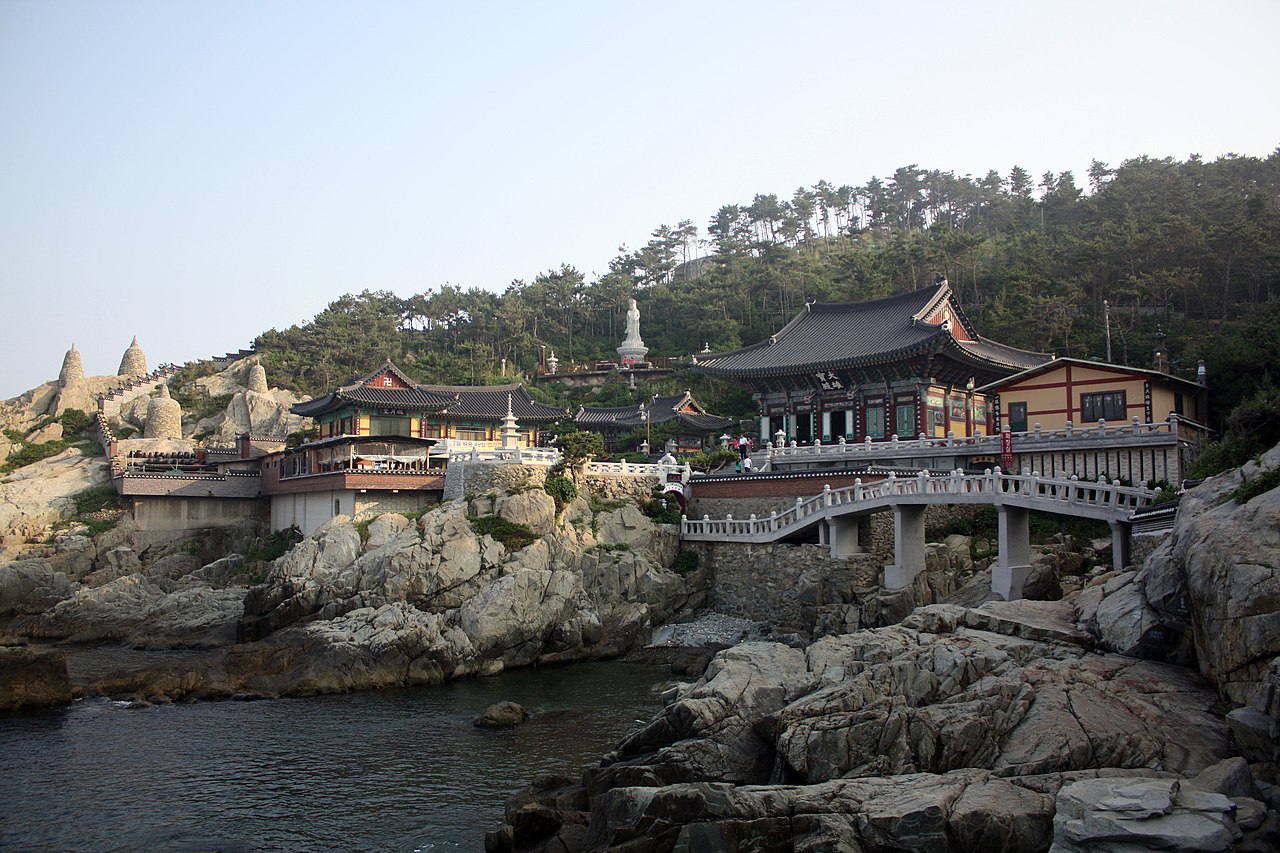Haedong Yonggungsa Seaside Temple Tour
